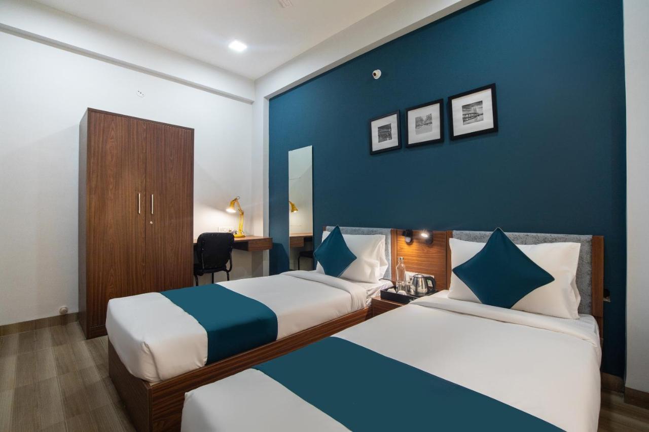 Hotel Ballfin Indore Ngoại thất bức ảnh