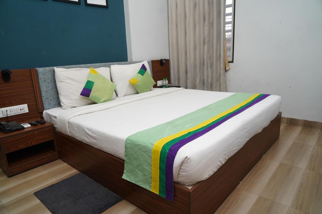 Hotel Ballfin Indore Ngoại thất bức ảnh