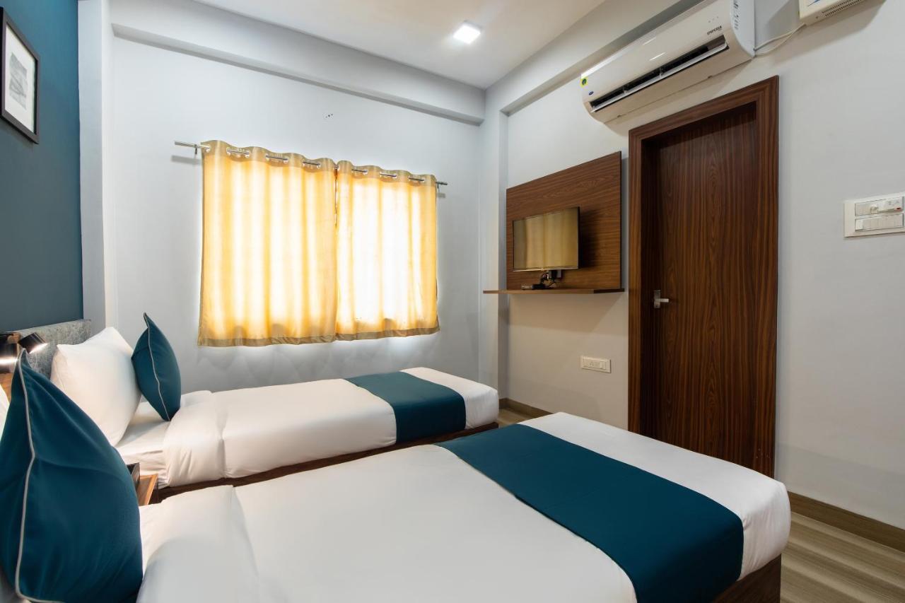 Hotel Ballfin Indore Ngoại thất bức ảnh