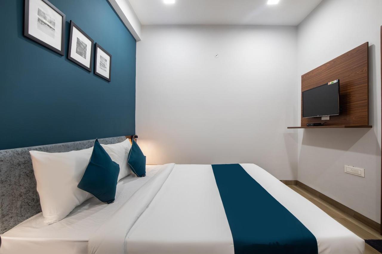 Hotel Ballfin Indore Ngoại thất bức ảnh